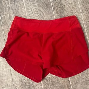 Lululemon Speed Up Midrise red lined short 4”